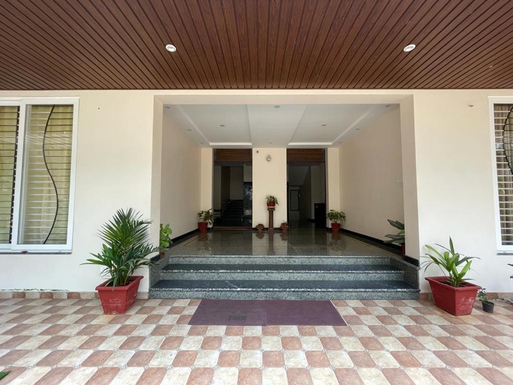 Aikya Kadri #Your Home Away From Home# Non Smoke# Vegetarians Preferred# Strictly For Families มังคาลอร์ ภายนอก รูปภาพ