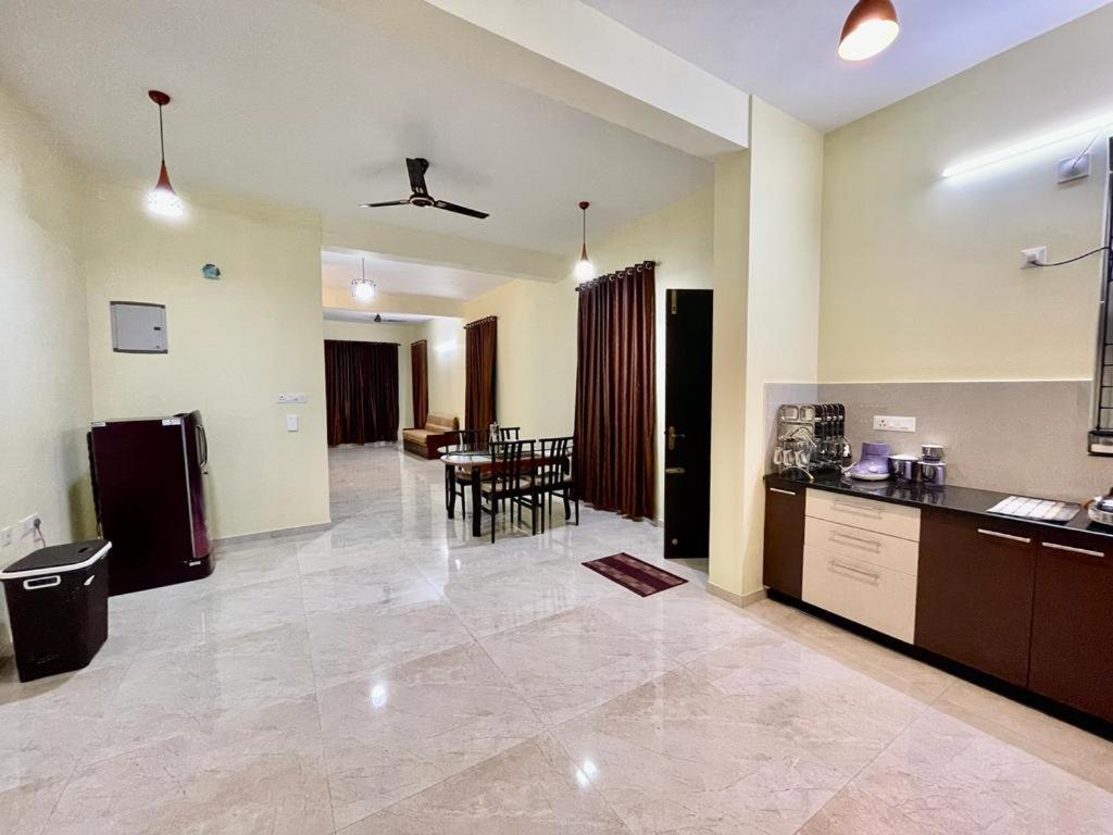 Aikya Kadri #Your Home Away From Home# Non Smoke# Vegetarians Preferred# Strictly For Families มังคาลอร์ ภายนอก รูปภาพ