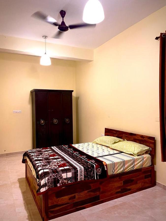 Aikya Kadri #Your Home Away From Home# Non Smoke# Vegetarians Preferred# Strictly For Families มังคาลอร์ ภายนอก รูปภาพ