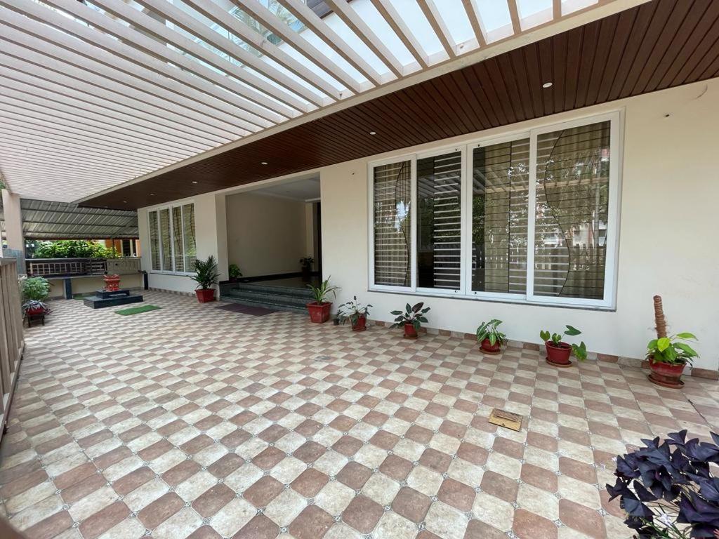 Aikya Kadri #Your Home Away From Home# Non Smoke# Vegetarians Preferred# Strictly For Families มังคาลอร์ ภายนอก รูปภาพ